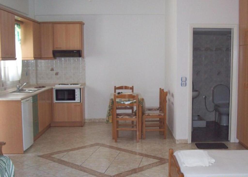 Georgia Studios Fourni Chambre photo